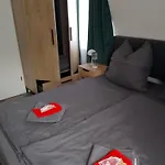 Familien Mit Spielzimmer Balkon Nahe Freizeitpark Plohn Dz Eigenes Bad Kueche Gratis Kaffee Fruehstueckskorb Auf Anfrage 奥尔巴赫
