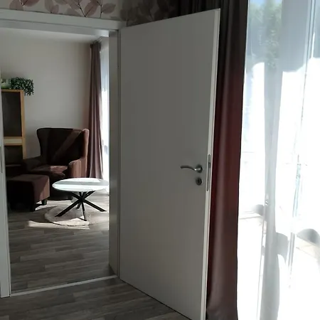 Naehe Plohn Park - Mit Spielzimmer Und Balkon Sowie Doppelzimmer Mit Eigenem Bad * Auerbach (Vogtland)