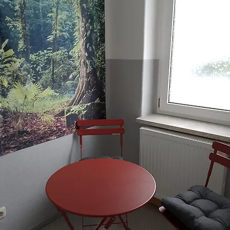 Familien Spielzimmer Balkon Nahe Freizeitpark Plohn Dz Eig Bad Kueche Gratis Kaffee Sitzecke Gemeinschaftspool Im Garten Fruehstueckskorb Auf Anfrage