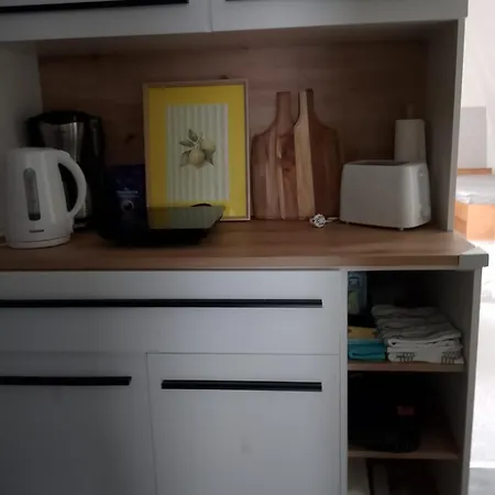 Familien Spielzimmer Balkon Nahe Freizeitpark Plohn Dz Eig Bad Kueche Gratis Kaffee Sitzecke Gemeinschaftspool Im Garten Fruehstueckskorb Auf Anfrage