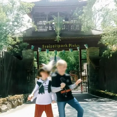 Naehe Plohn Park - Mit Spielzimmer Und Balkon Sowie Doppelzimmer Mit Eigenem Bad