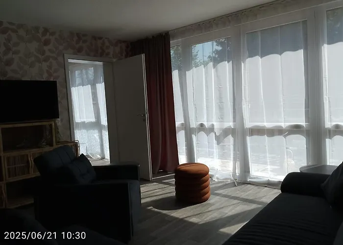 Familien Mit Spielzimmer Balkon Nahe Freizeitpark Plohn Dz Eigenes Bad Kueche Gratis Kaffee Fruehstueckskorb Auf Anfrage Apartment *