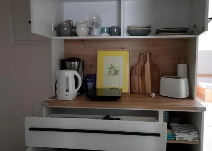 Apartamento Familien Mit Spielzimmer Balkon Nahe Freizeitpark Plohn Dz Eigenes Bad Kueche Gratis Kaffee Fruehstueckskorb Auf Anfrage Auerbach (Vogtland)