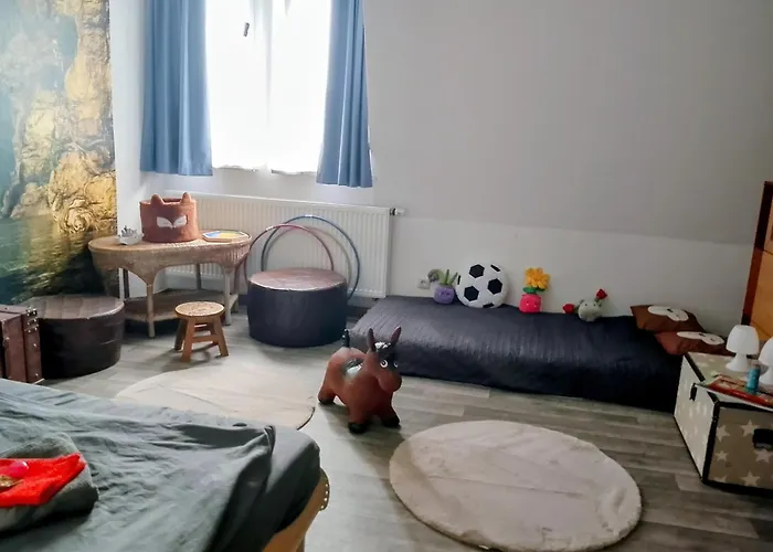 Familien Mit Spielzimmer Balkon Nahe Freizeitpark Plohn Dz Eigenes Bad Kueche Gratis Kaffee Fruehstueckskorb Auf Anfrage Apartment *