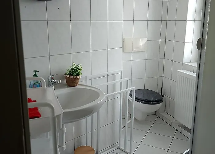 Familien Mit Spielzimmer Balkon Nahe Freizeitpark Plohn Dz Eigenes Bad Kueche Gratis Kaffee Fruehstueckskorb Auf Anfrage