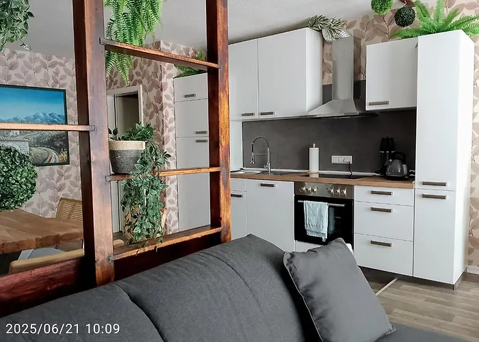 Familien Mit Spielzimmer Balkon Nahe Freizeitpark Plohn Dz Eigenes Bad Kueche Gratis Kaffee Fruehstueckskorb Auf Anfrage *