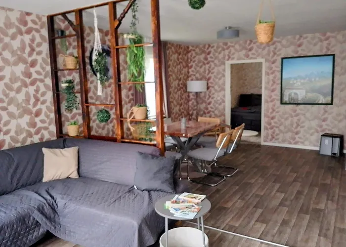 Apartment Familien Mit Spielzimmer Balkon Nahe Freizeitpark Plohn Dz Eigenes Bad Kueche Gratis Kaffee Fruehstueckskorb Auf Anfrage