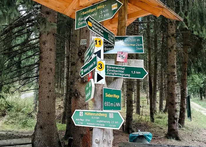 Familien Mit Spielzimmer Balkon Nahe Freizeitpark Plohn Dz Eigenes Bad Kueche Gratis Kaffee Fruehstueckskorb Auf Anfrage Auerbach (Vogtland)