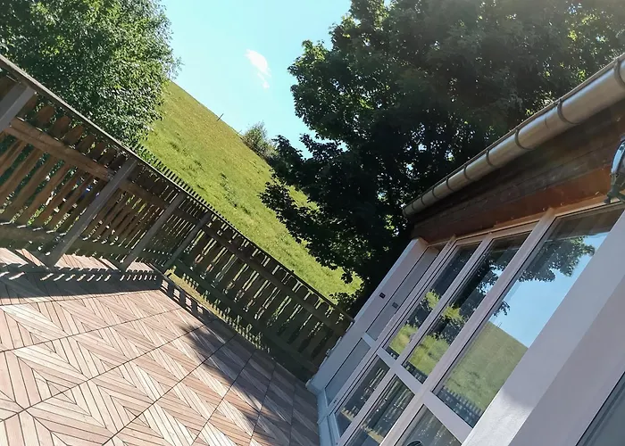 Familien Mit Spielzimmer Balkon Nahe Freizeitpark Plohn Dz Eigenes Bad Kueche Gratis Kaffee Fruehstueckskorb Auf Anfrage